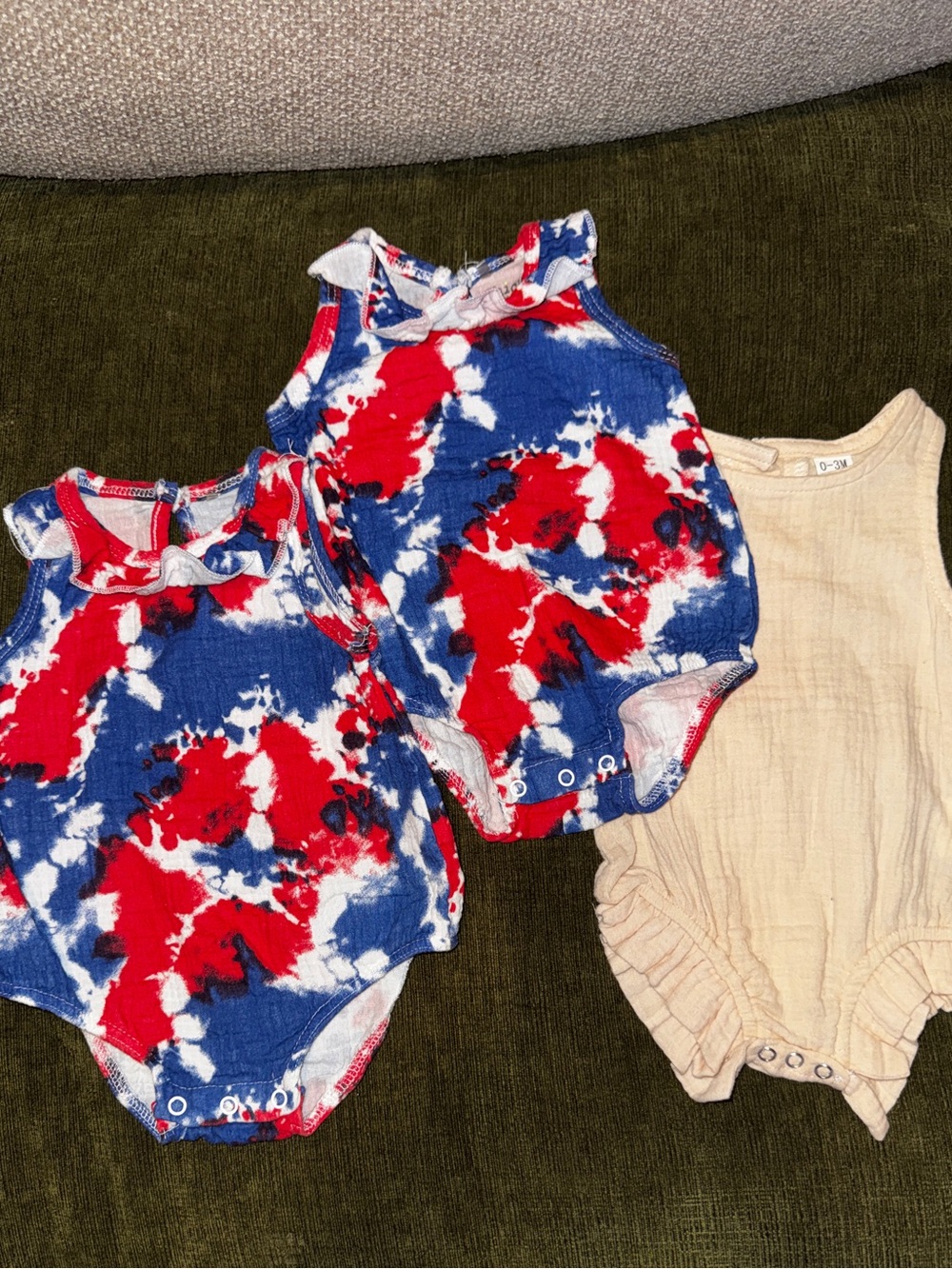 chick pea Red, Blue & White Tie-Dye Baby Romper - Picture 3 of 3